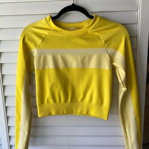 Fabletics Cropped Workout Top